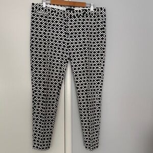 Banana Republic Black and White Cropped Patterned Pants